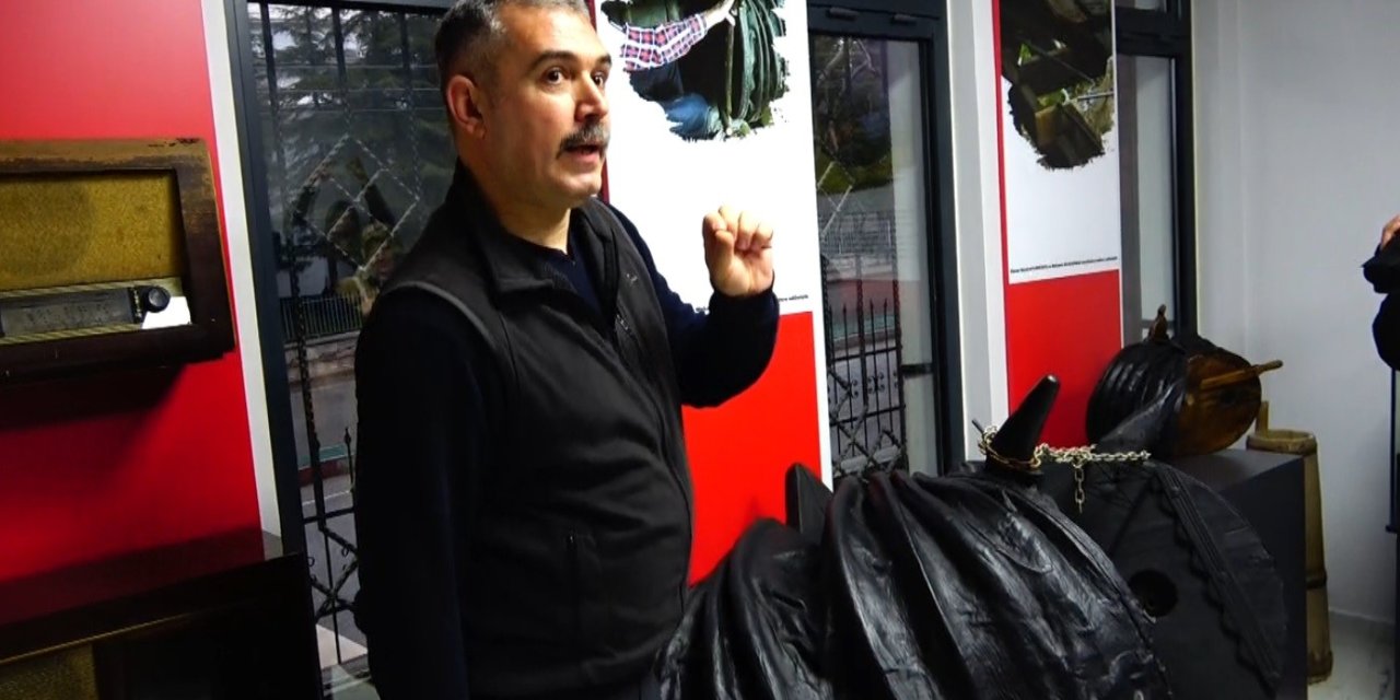 Kütahyalı öğretmenler Ahmet Uluçay müzesinde deri işleme sanatı hakkında bilgilendi