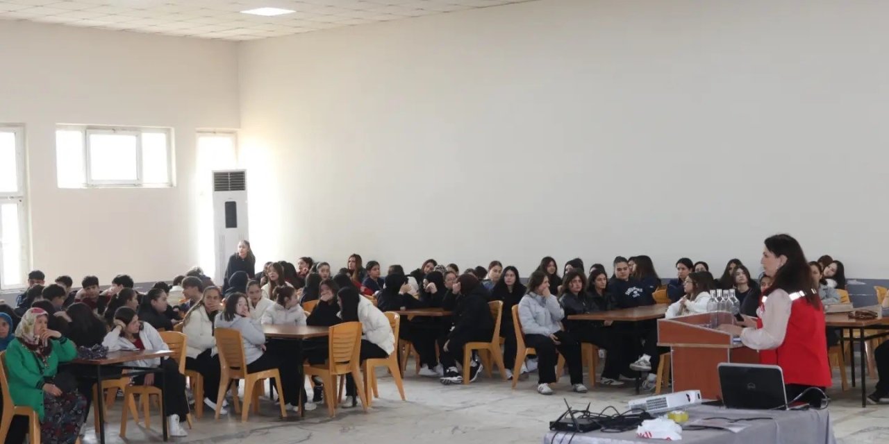 Akhisar’da gıda güvenliğine ’Kadın eli’ dokunuşu