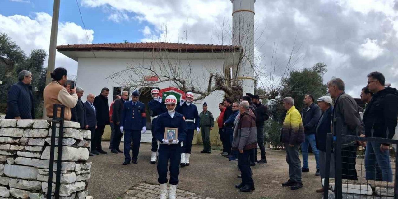 Yatağan’da Kıbrıs Gazisi son yolculuğuna uğurlandı