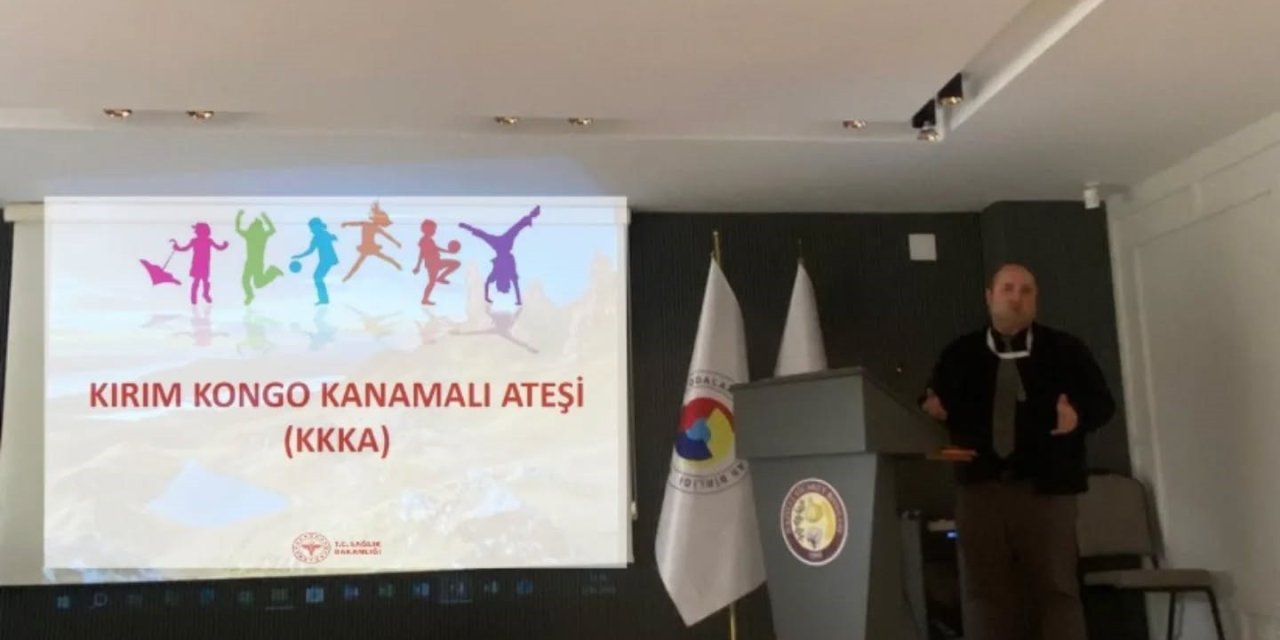 Nazilli’de muhtarlar sigara ve kene kaynaklı hastalıklara karşı uyarı