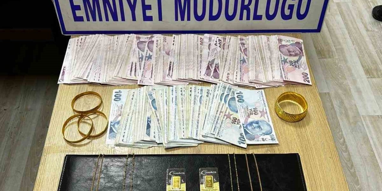 Kütahya’da sahte altınla dolandırıcılık yaptılar, Afyon’da yakalandılar