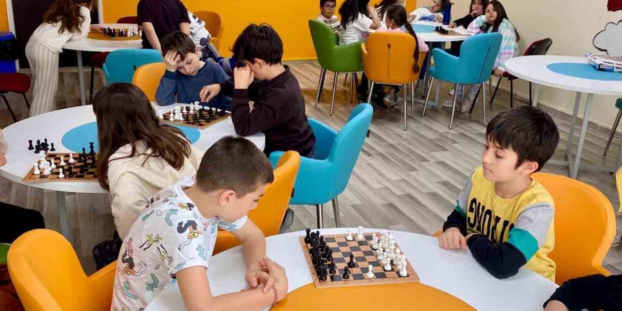 Menteşe’de hamle sırası gençlerde