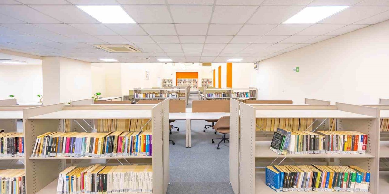 Hasan Ali Yücel Kütüphanesi hizmete girdi