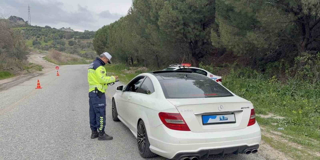 Aydın’da Çember operasyonunda 55 aranan şahıs yakalandı