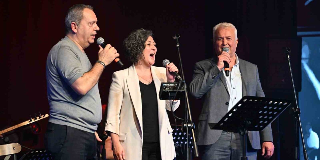 Manisa’da "Ustalara Saygı" gecesine büyük ilgi