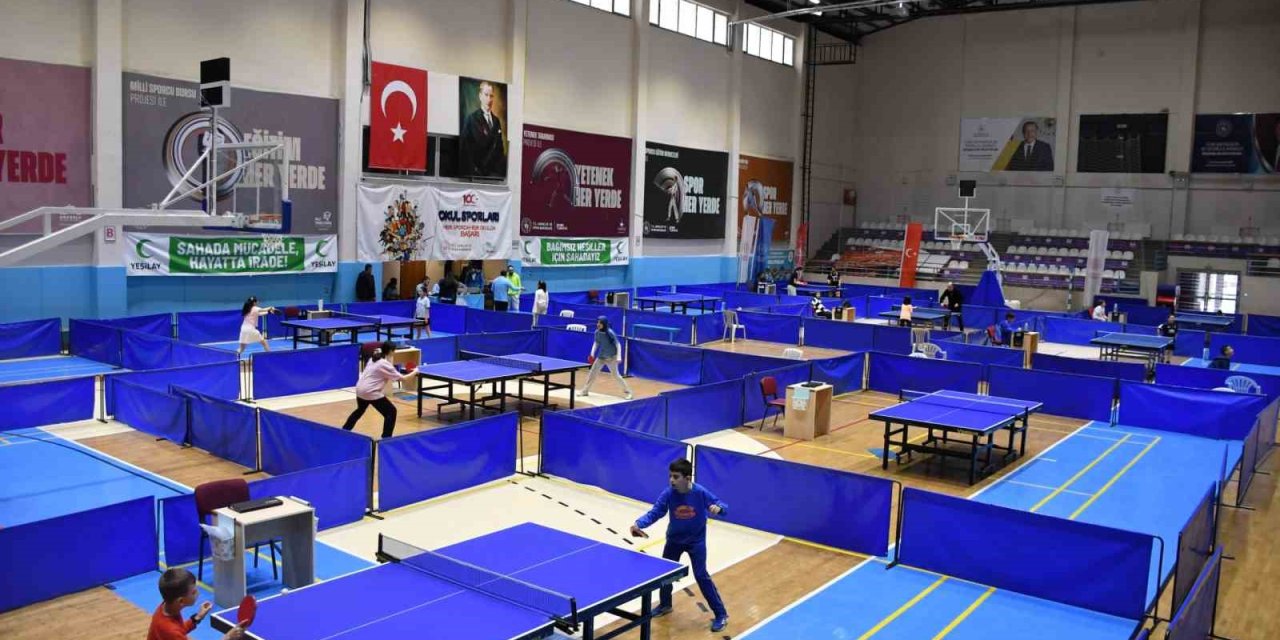 Afyonkarahisar’da masa tenisinde şampiyonlar belli oldu