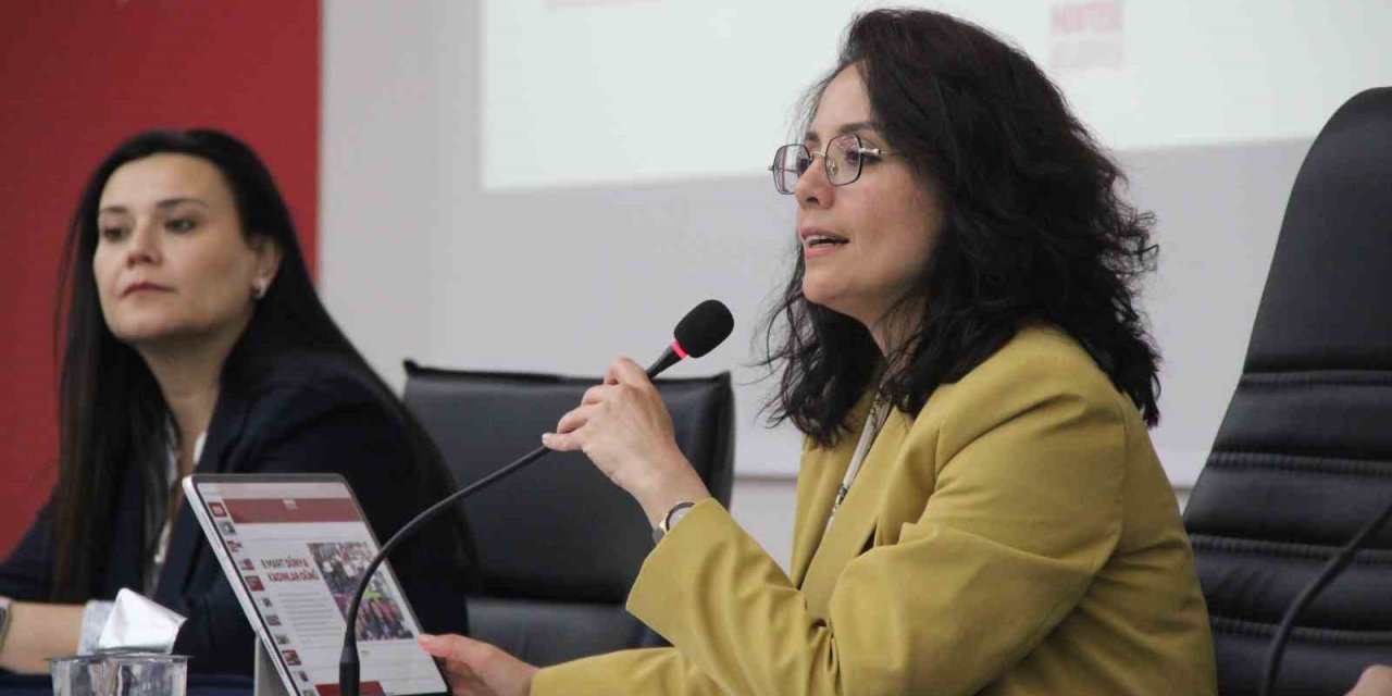 Menteşe’de öğretmenlerin isimleri sokaklara verildi