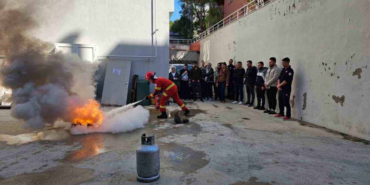 Muğla 112 personeline yangın eğitimi