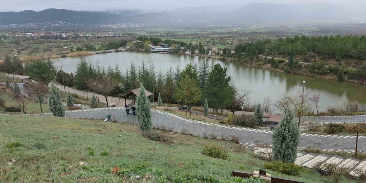 Saklıgöl, ilkbaharla birlikte ayrı bir güzelliğe büründü