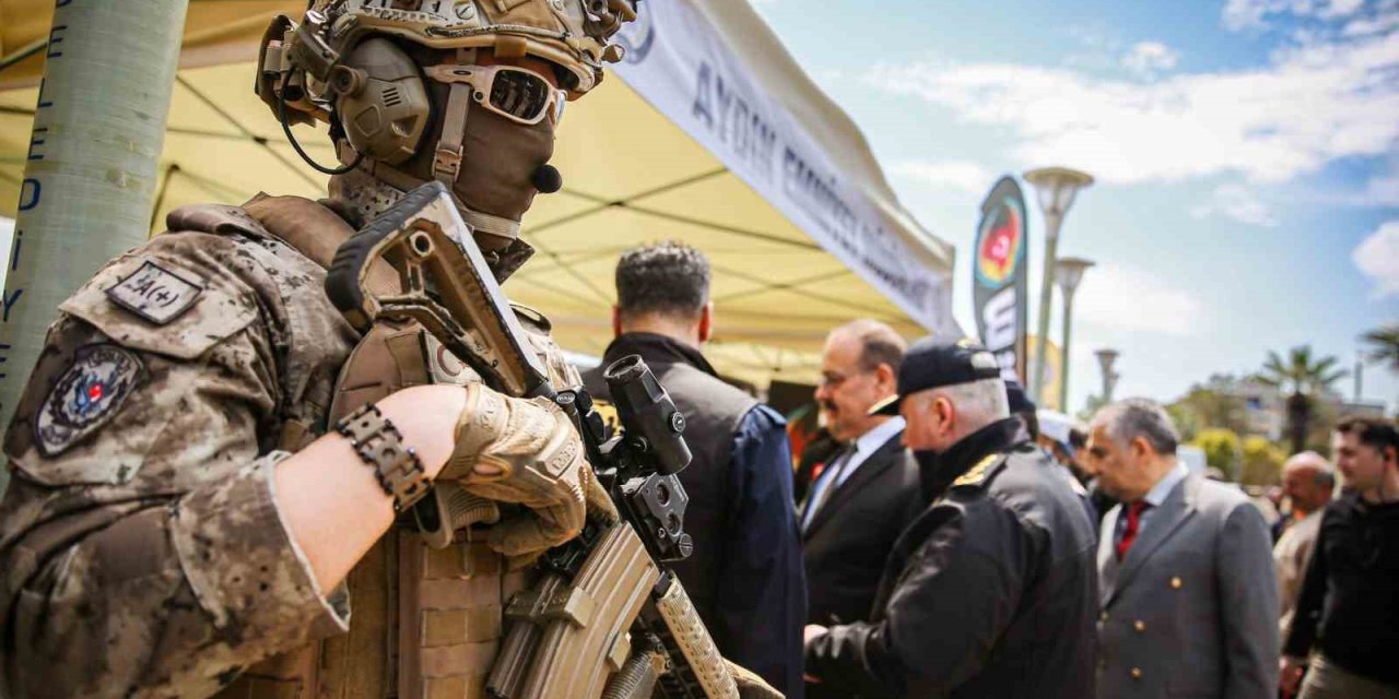 Emniyet teşkilatı Aydın’da gücünü sahada gösterdi