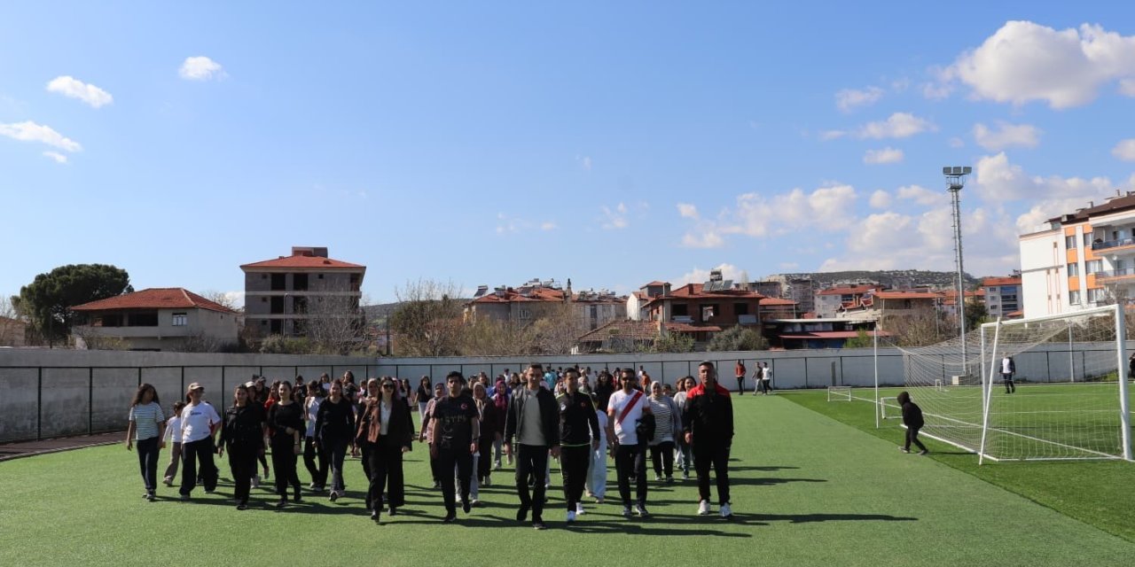 Dünya Sağlık Günü’nü yürüyerek kutladılar