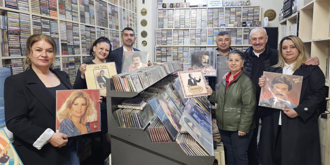 Nazilli’nin “son plakçısı”: 50 yıldır müzikten vazgeçmedi