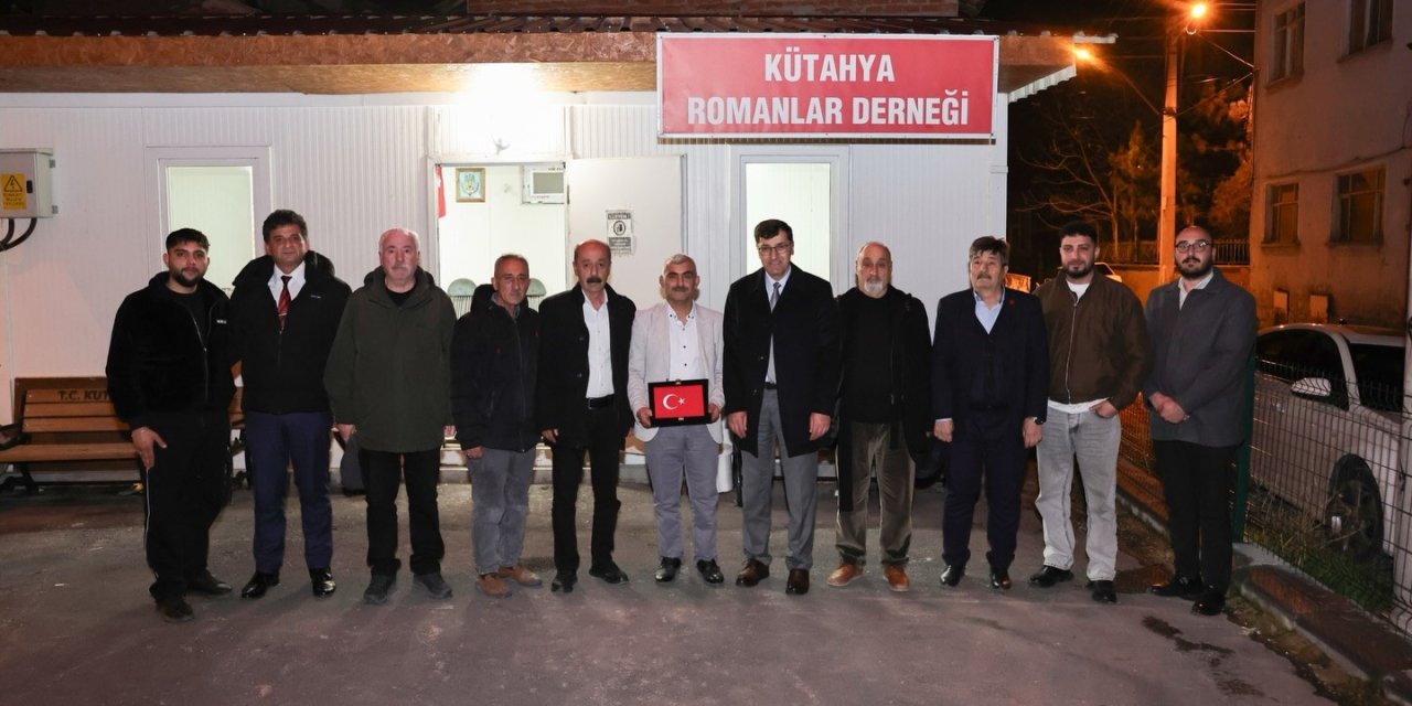 Başkan Kahveci: "Roman kardeşlerimizin neşesi, samimiyeti ve hayata kattığı renk çok kıymetli"