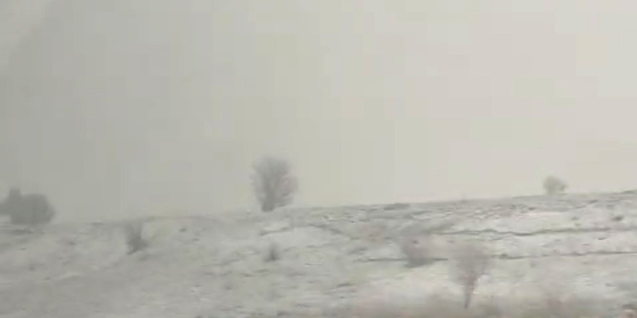 Nisan’da kar sürprizi, Kütahya-Altıntaş arası beyaza büründü