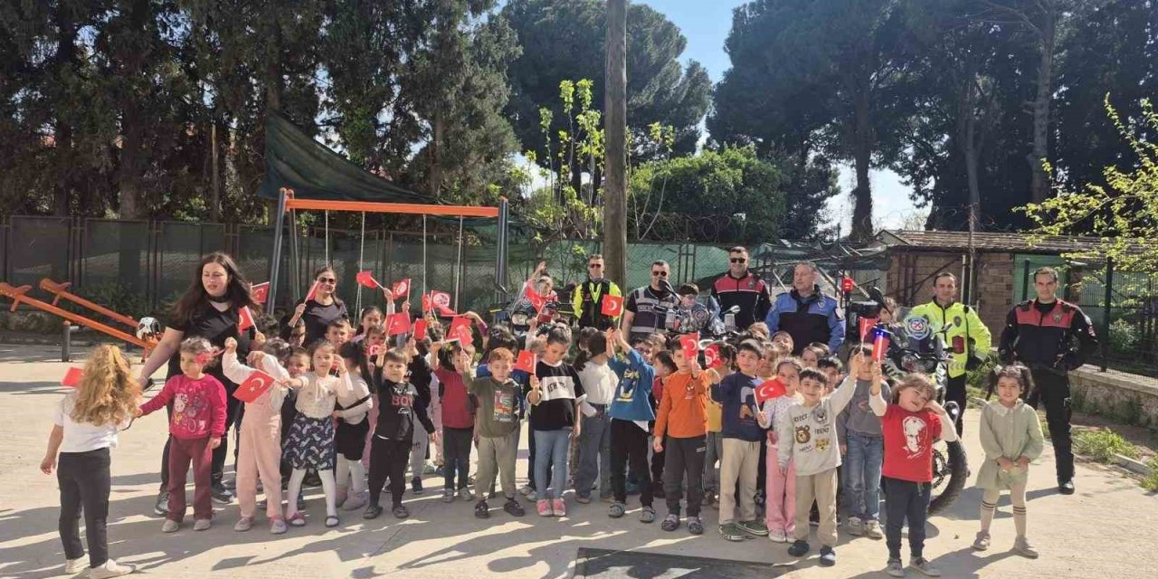 Aydın’da polislerden öğrencilere bilgilendirme