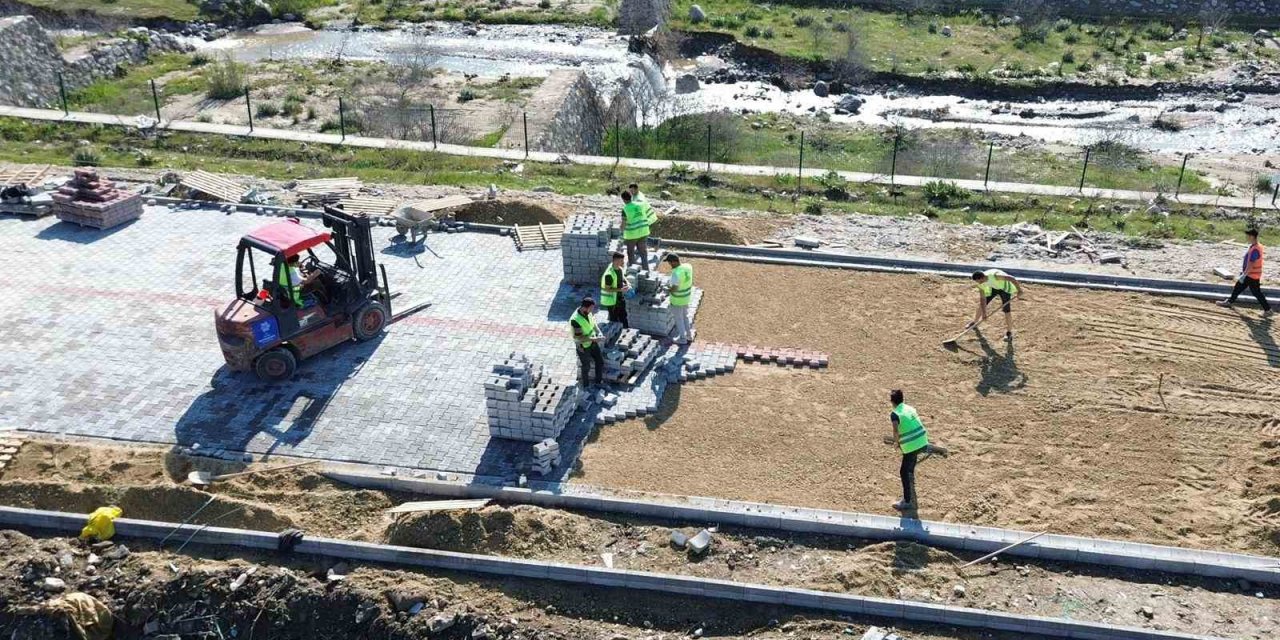 Aydın Büyükşehir’den Buharkent’te yol yapım çalışması