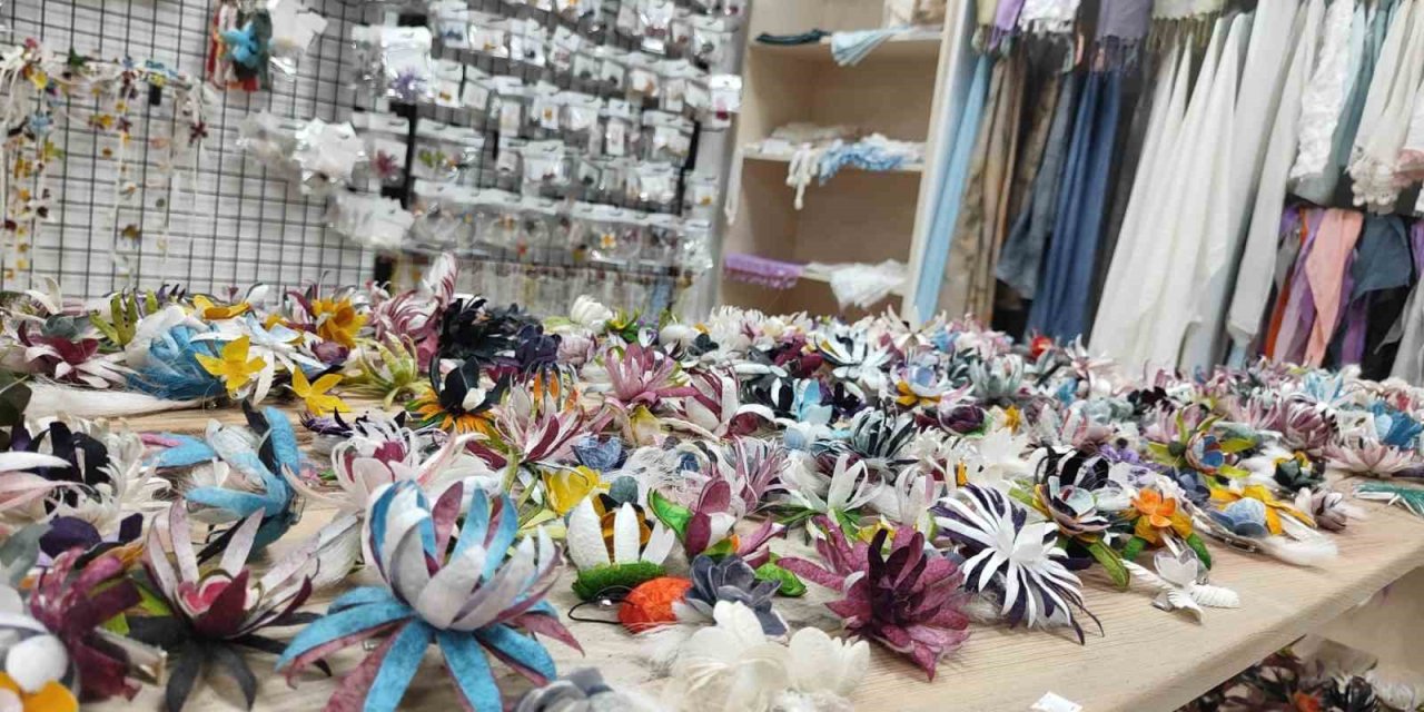 Datça’da öğrencilere ipek böcekçiliği çağrısı