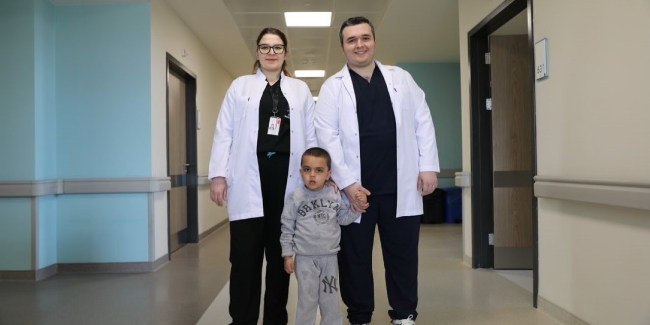 Kütahya’da minik hastaya kritik operasyon