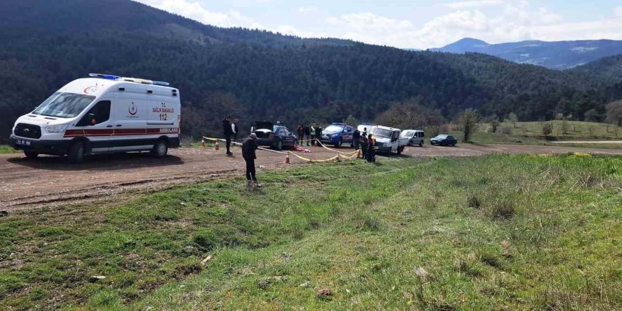 Tamir etmeye çalıştığı aracının altında kalan şahıs hayatını kaybetti