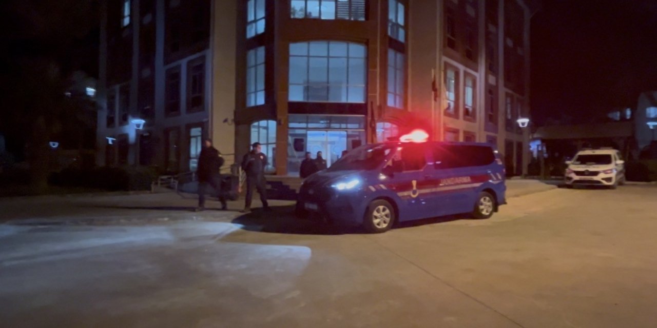 Bayındır’da 3 polisi yaralayan 4 şüpheli tutuklandı