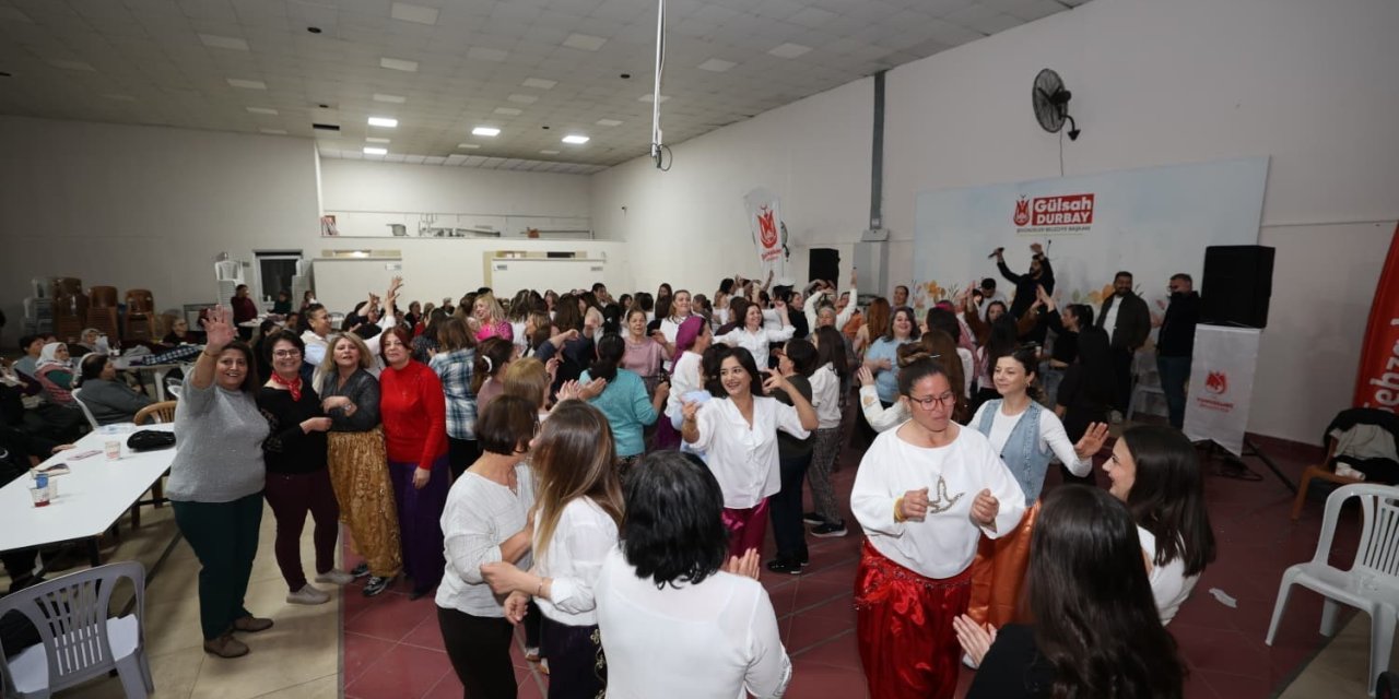 Yeniköy’de şalvar gecesine büyük ilgi