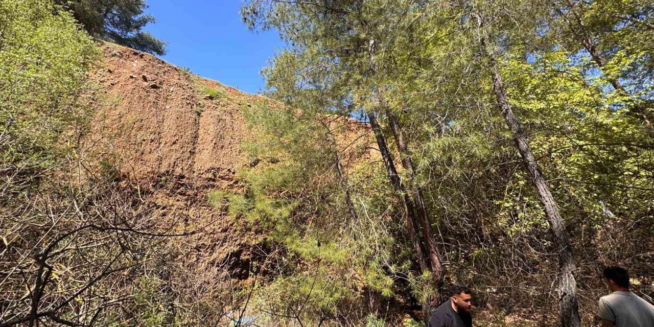 Fethiye’de uçurumdan düşen genç hayatını kaybetti