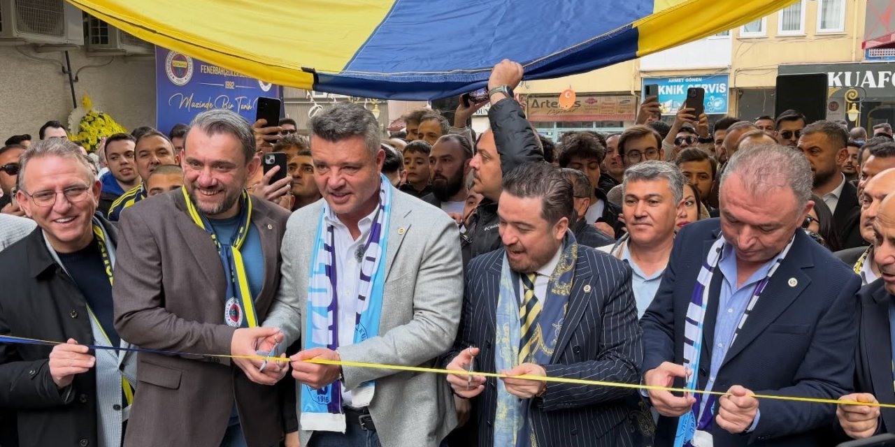 Kütahya Fenerbahçeliler Derneği Sadettin Saran’ın katılımıyla açıldı