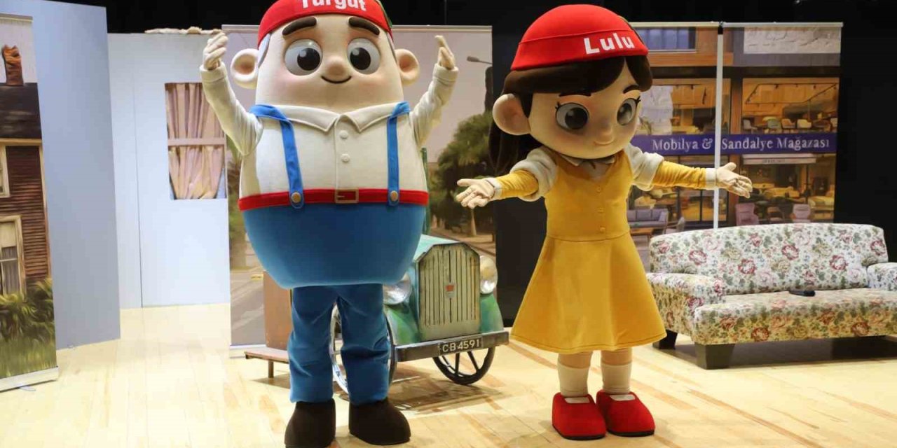 Turgut ve Lulu ilk kez sahne aldı