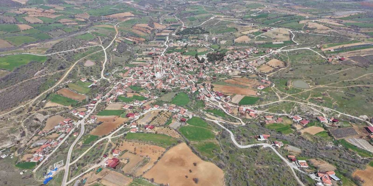 Kula’da 10 yıllık taşıma su çilesi son buluyor