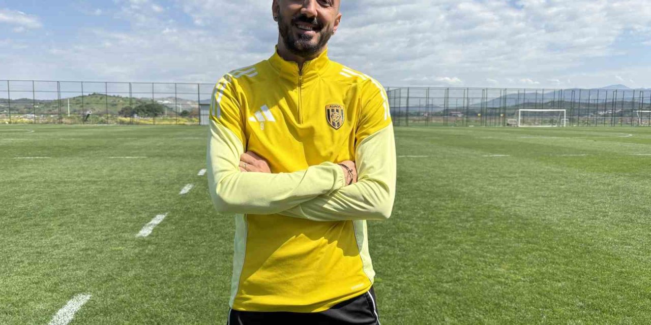 Ahmet İlhan Özek: "Bu jenerasyonla Dünya Kupası’nda önemli başarılar elde edeceğiz"