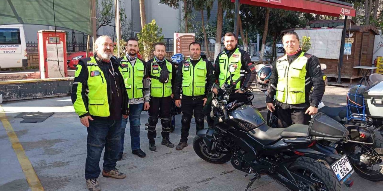 Buldanlı motosikletçilerden ’Güvenli Sürüş’ çıkarması