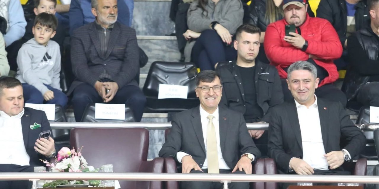 Başkan Kahveci’den deplasmanda Kütahya Belediyespor’a destek