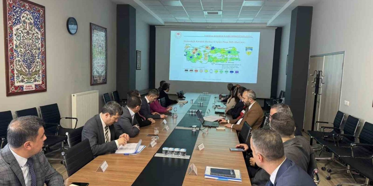 Kütahya’da kuraklık riski masaya yatırıldı