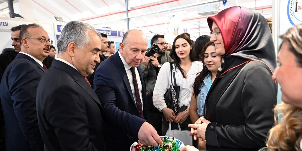 Rektör Kibar’dan gençlere kariyer vurgusu