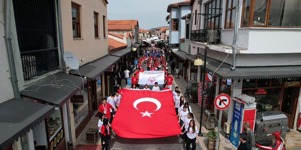 Ege Bölge Oyunları Kula’da coşkuyla başladı