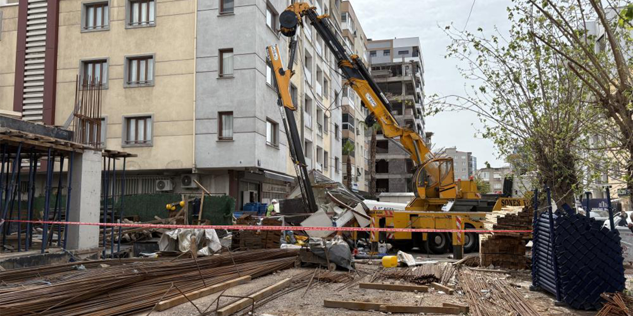 İnşaat kulübesinin üzerine vinç düştü: 3 işçi yaralandı