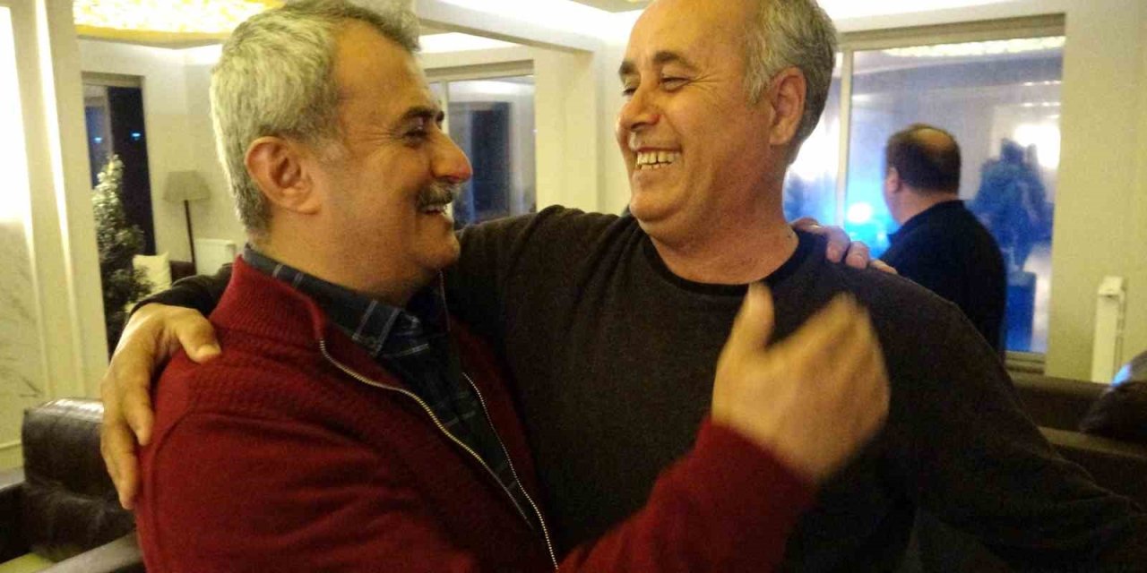 36 yıllık asker arkadaşlığı Kütahya’da yeniden canlandı