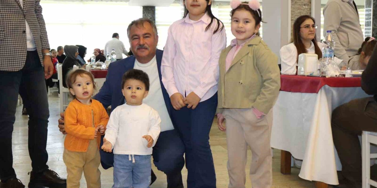 Başkan Pütün; "Beyağaç’ın ismini duyurmak için var gücümüzle çalışıyoruz"