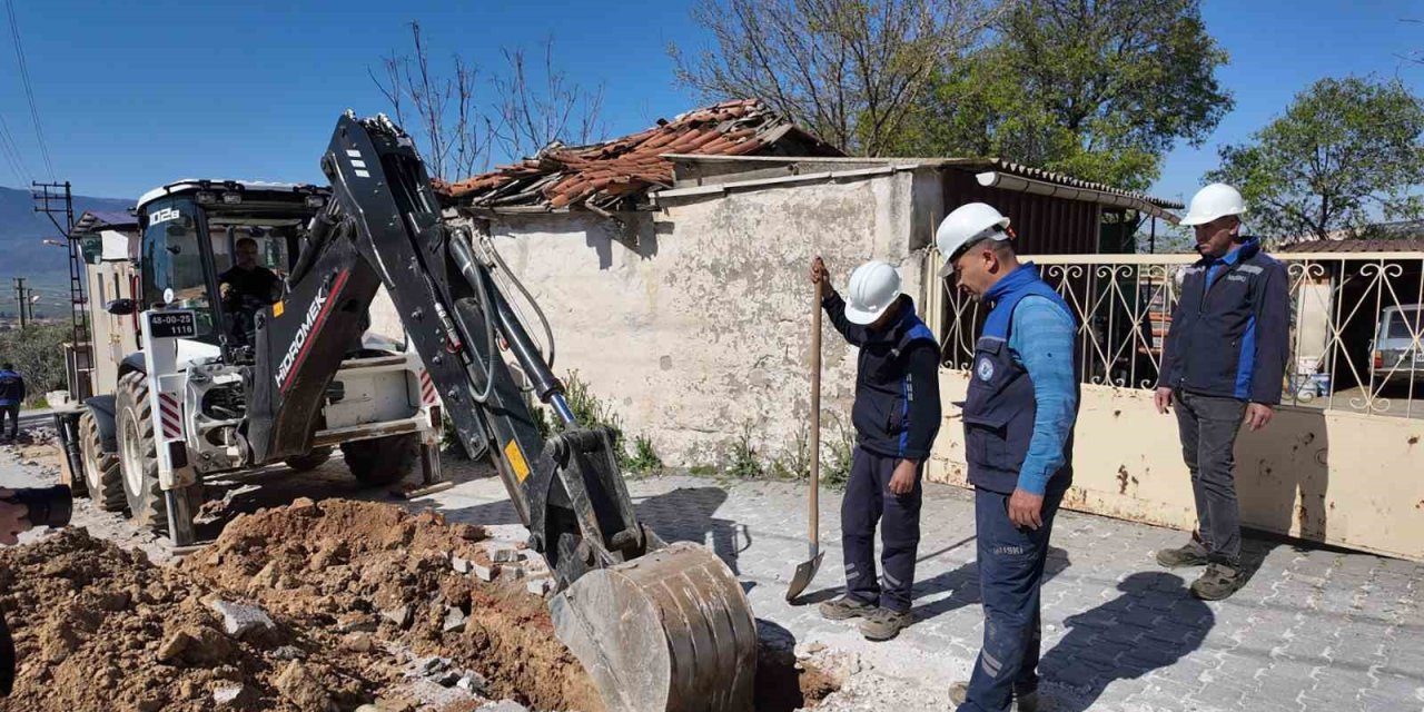 Yatağan Dere Mahallesi’nde içme suyu hatları yenileniyor