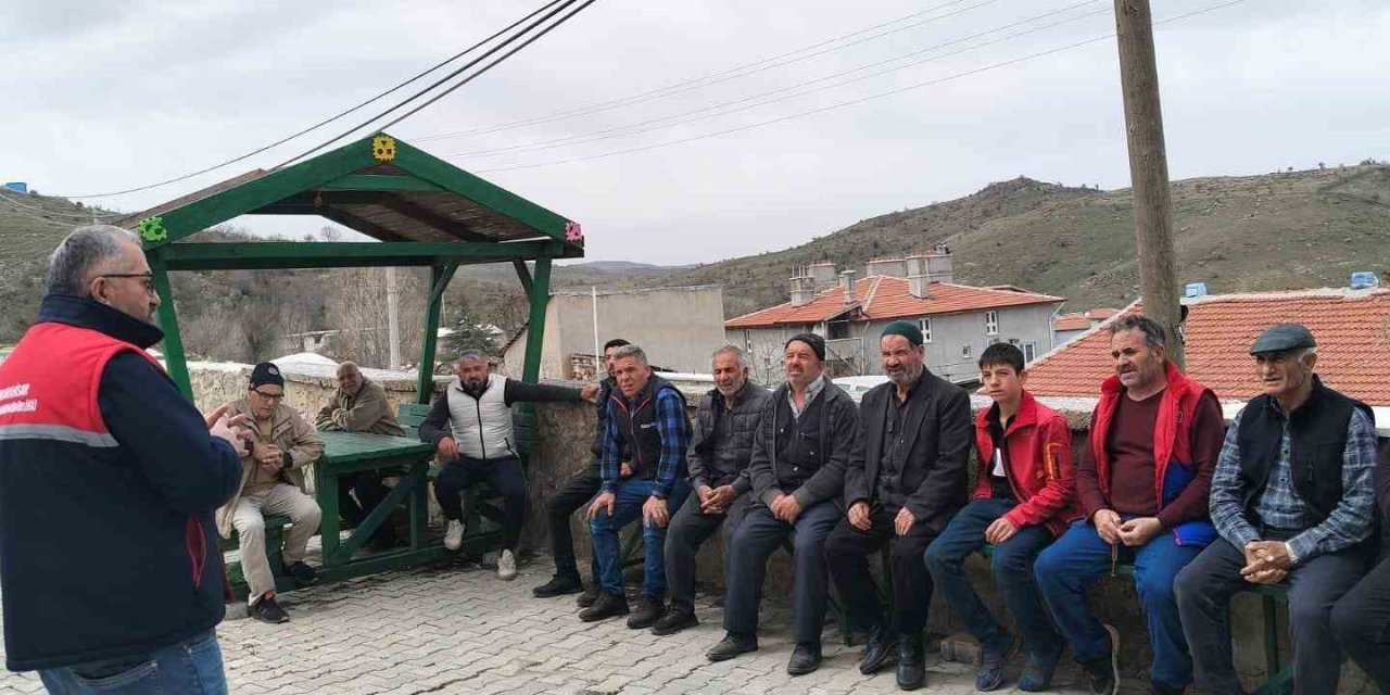 Afyonkarahisar’da çiftçi buluşmaları devam ediyor