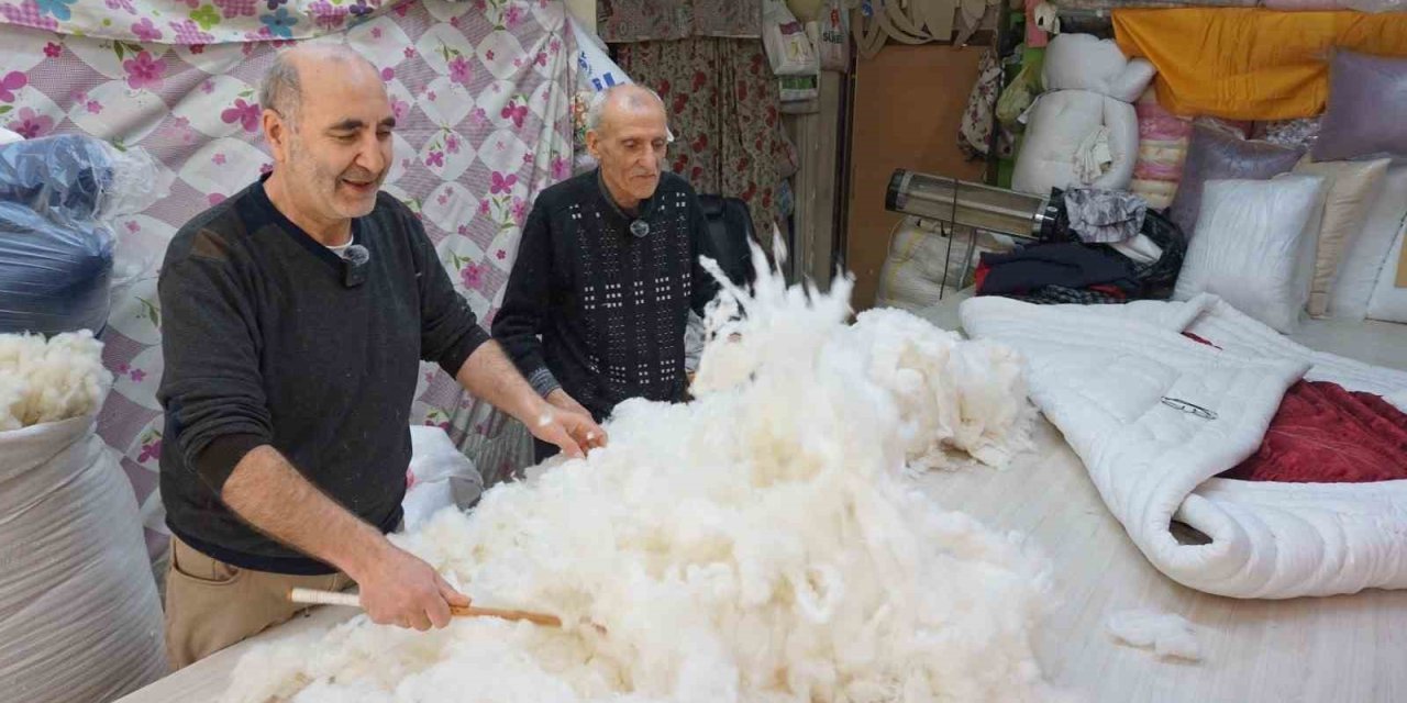 Yorgancılık ve hallaçlık, iğne iplikle geleceğe tutunmaya çalışıyor