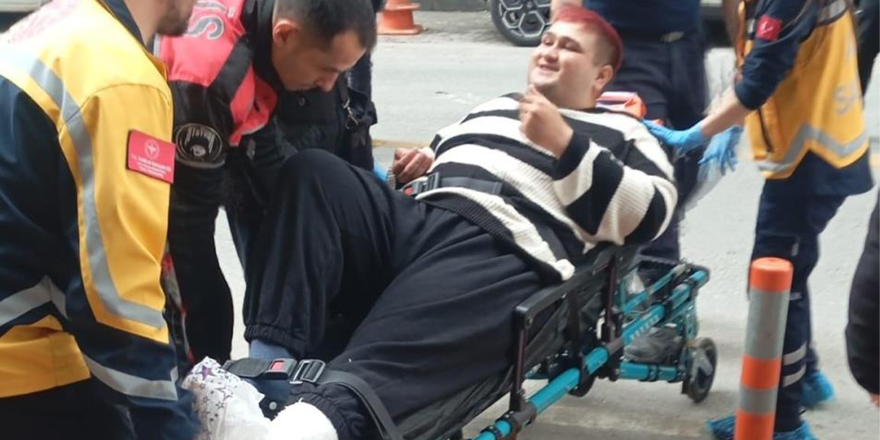 180 kiloluk genç kırık ayakla 4 kat indi!