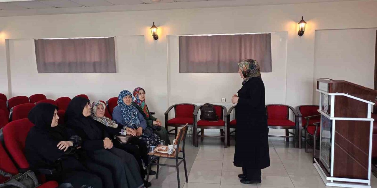 Çine’de hacı adaylarına yönelik bilgilendirme semineri