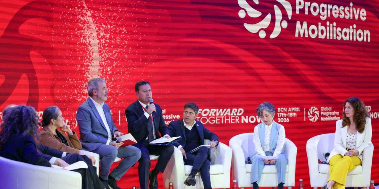 Başkan Aras Barselona’da yerel yönetimlerin önemini anlattı