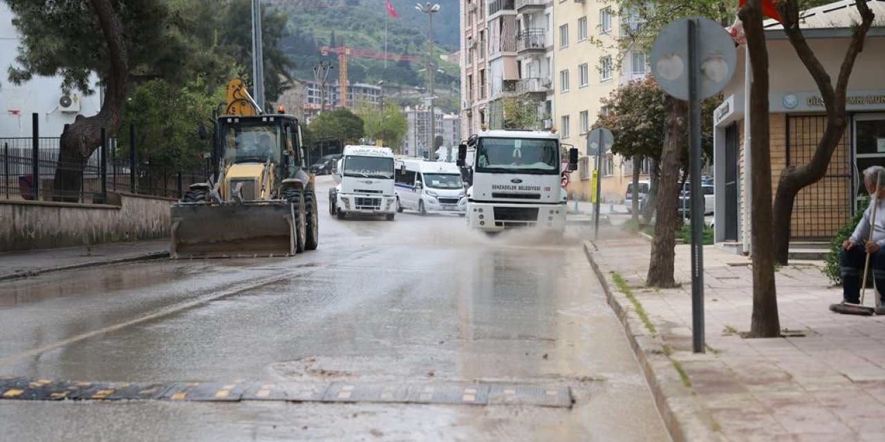 Şehzadelerin dönüşen mahallelerinde kapsamlı temizlik