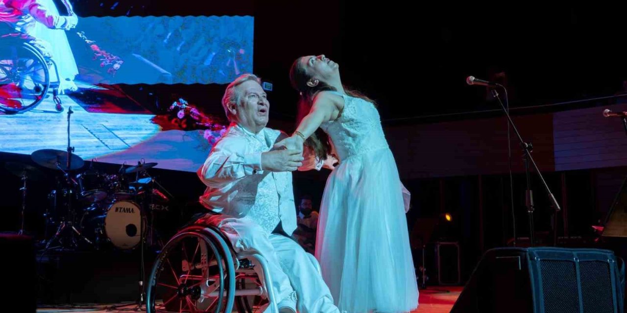 Hayata tutunanlar ve şifa verenler aynı sahneyi paylaştı