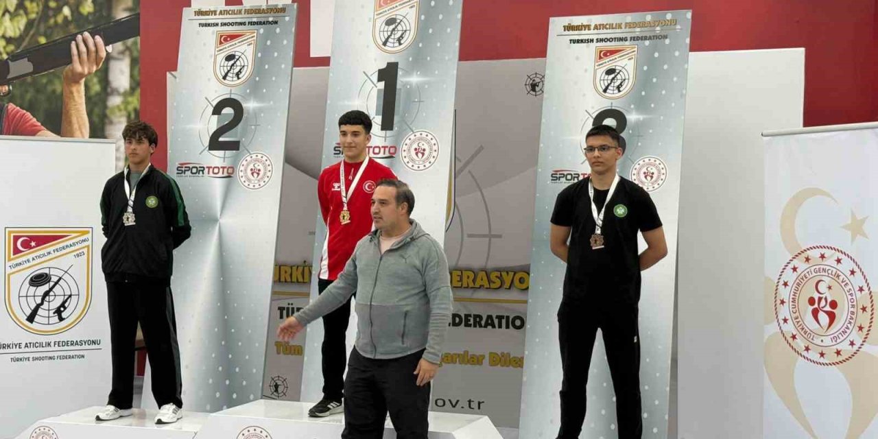 Manisalı atıcılardan 2 şampiyonluk