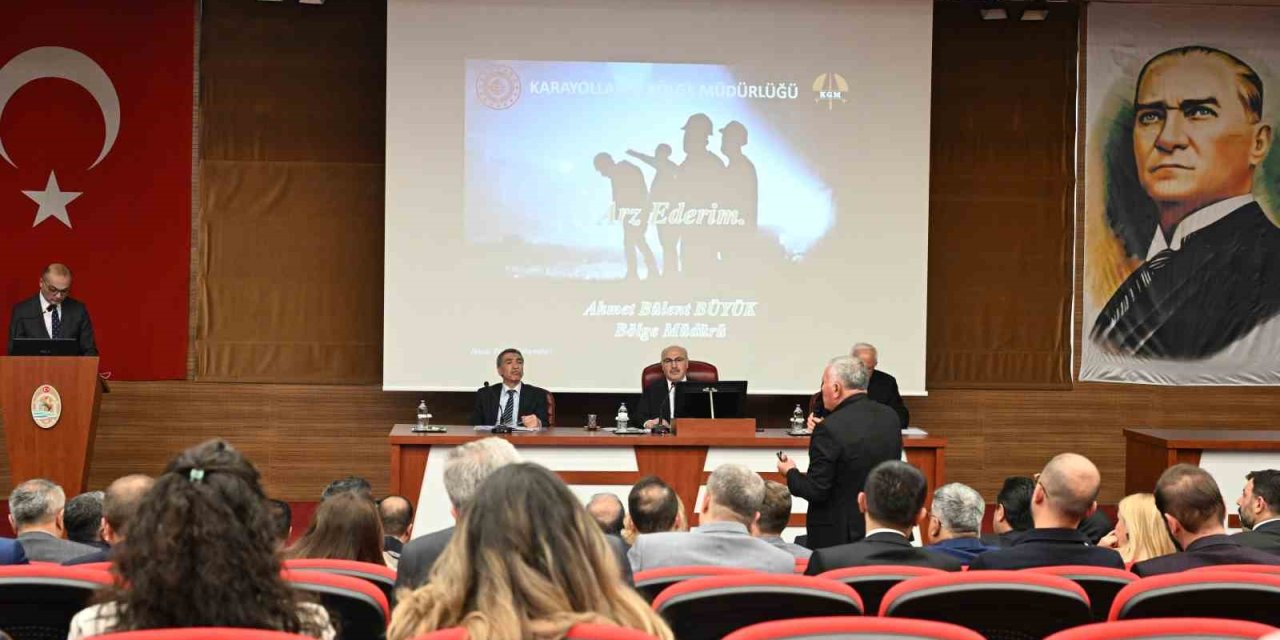 Denizli’de devam eden ve yapılması planlanan projeler masaya yatırıldı