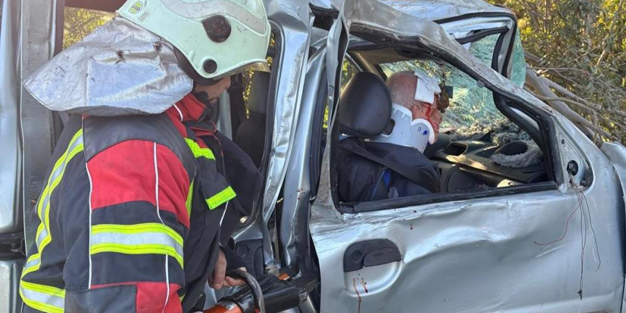 Germencik’te ticari araç takla attı: 3 yaralı