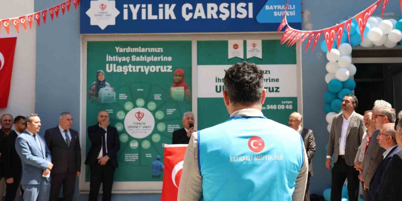 İzmir’in ilk ’İyilik Çarşısı’ Bayraklı’da kapılarını açtı